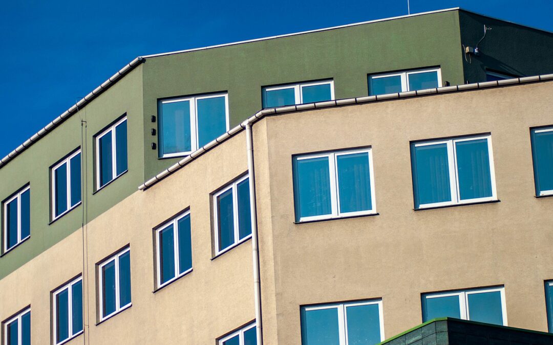 Avantages des vitres teintées pour les bâtiments : un nouvel investissement immobilier